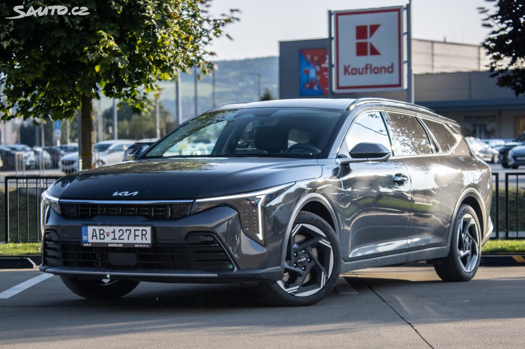 Kia K4